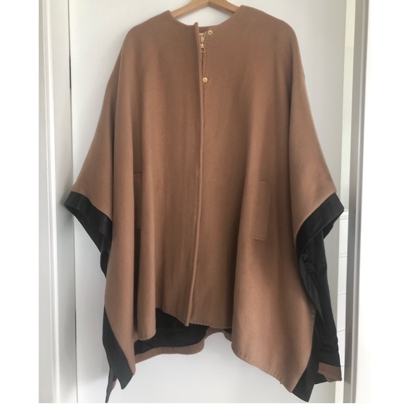70% Wool blend club monaco poncho - Picture 4 of 11